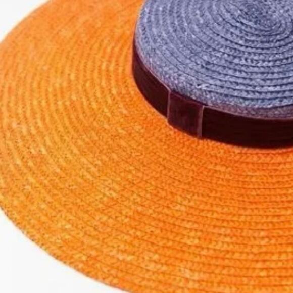 Zara limited edition picture hat you cannot miss - Picture 9 of 9